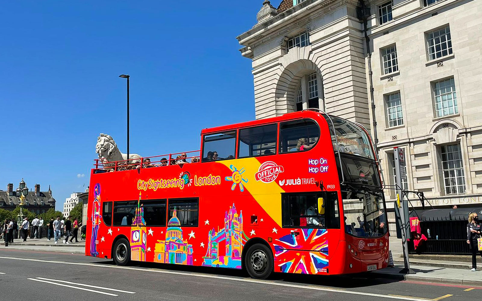 Hop-On Hop-Off London Bus Tour