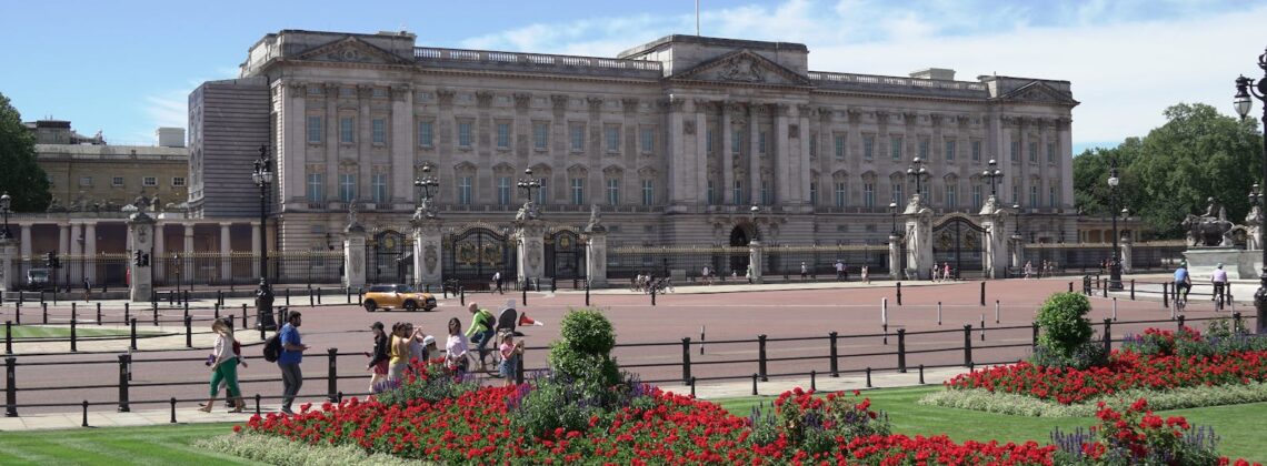 Royal Walking london tour